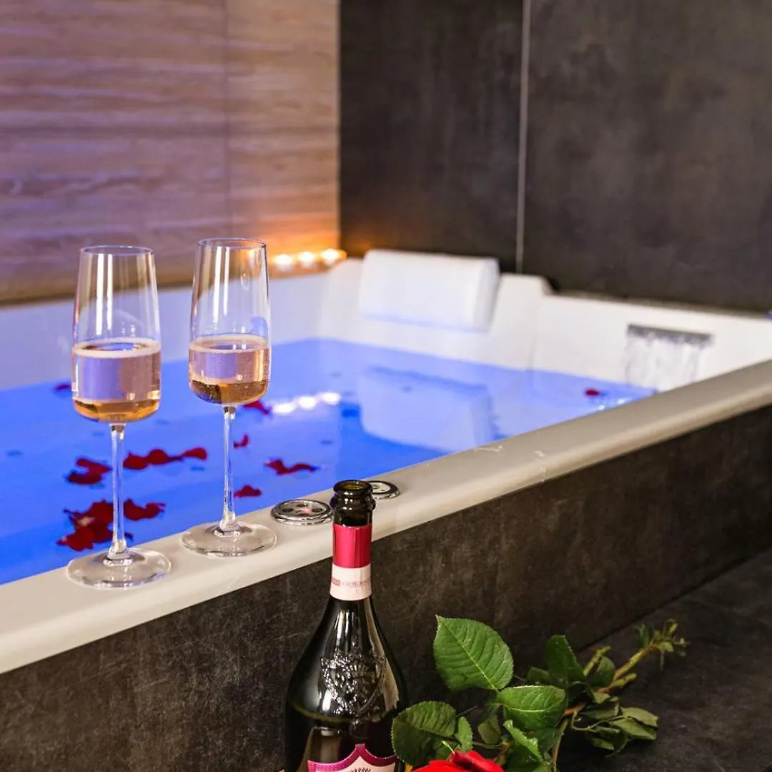 סן-אטיין Suite Jean Jaures - Love Room צרפת
